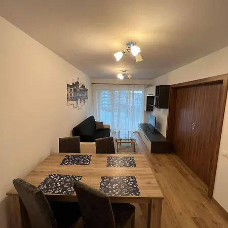 Apartanent 2 *